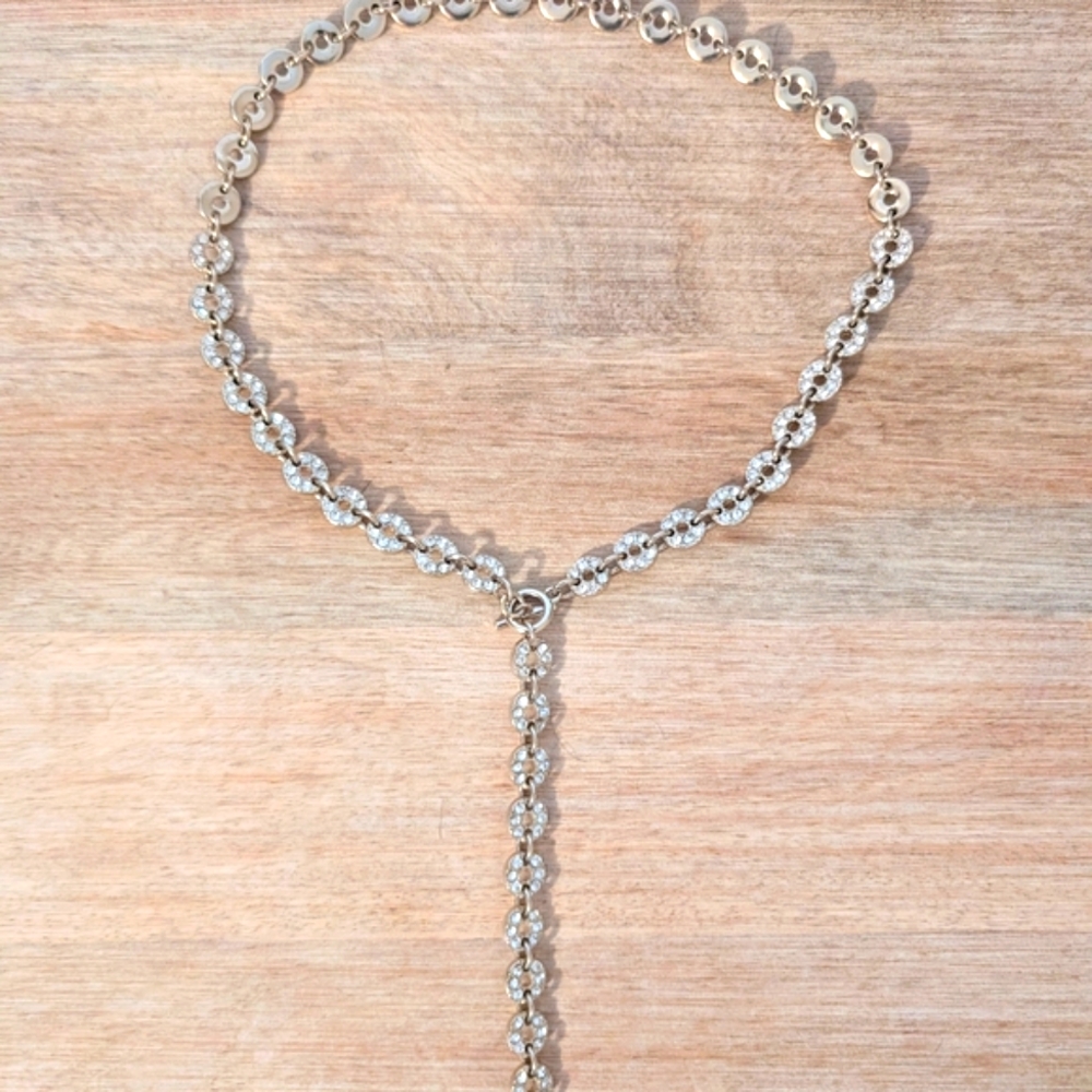 Elegant Silver Necklace